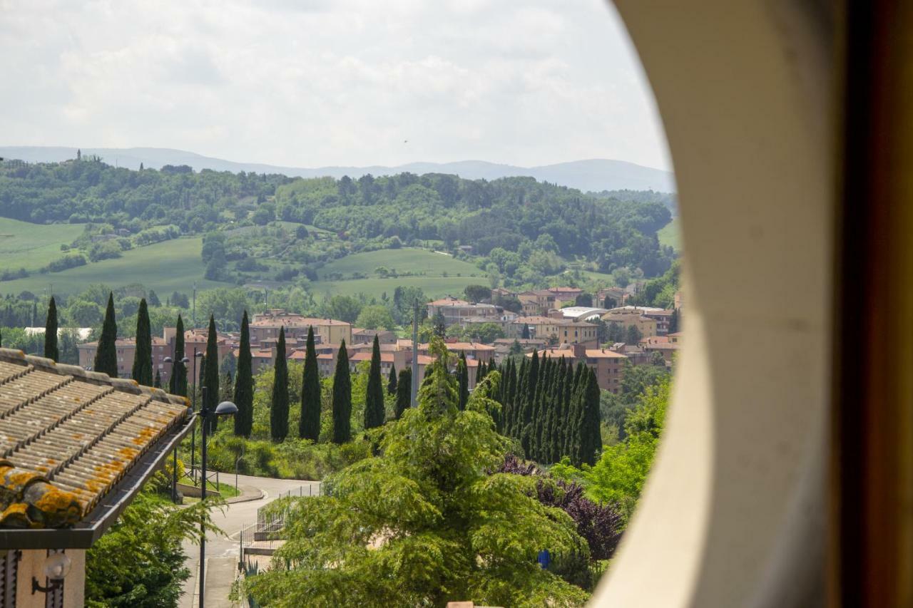 Villa Mocarello ปอจจิบองซี ภายนอก รูปภาพ