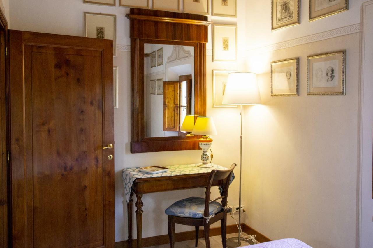 Villa Mocarello ปอจจิบองซี ภายนอก รูปภาพ